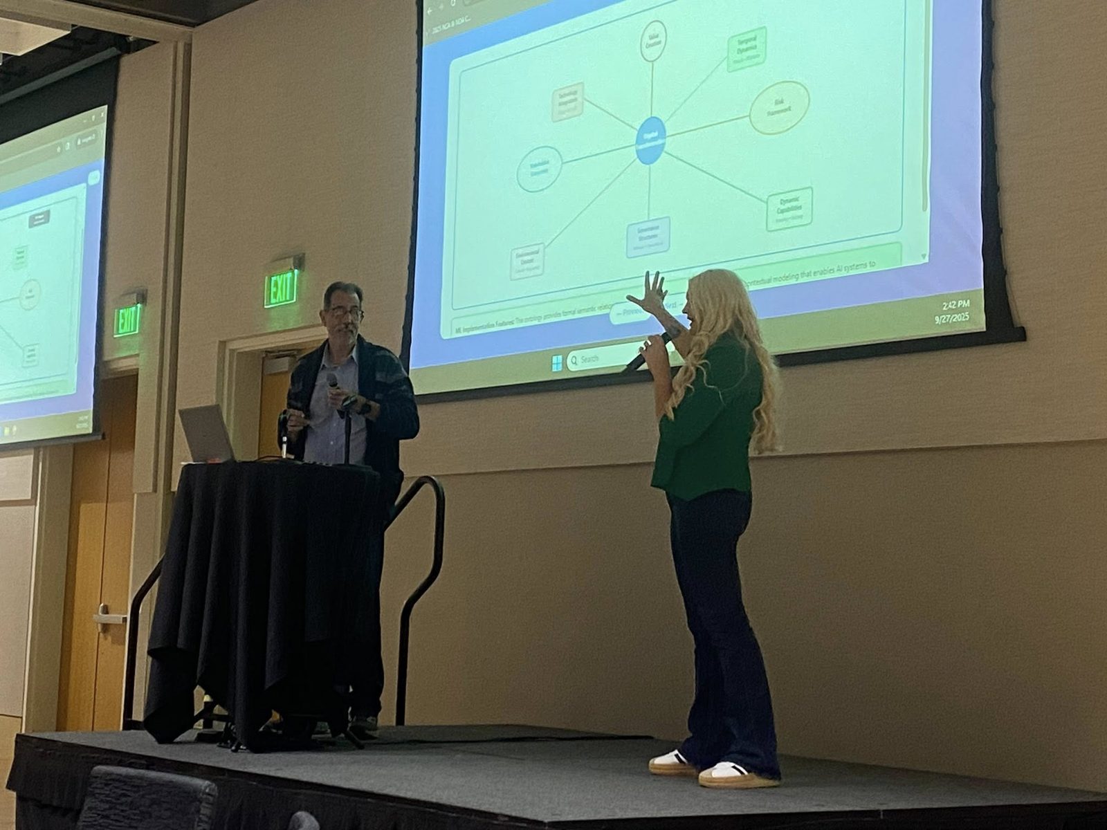 Annette Fog presenting AI adoption research to an audience